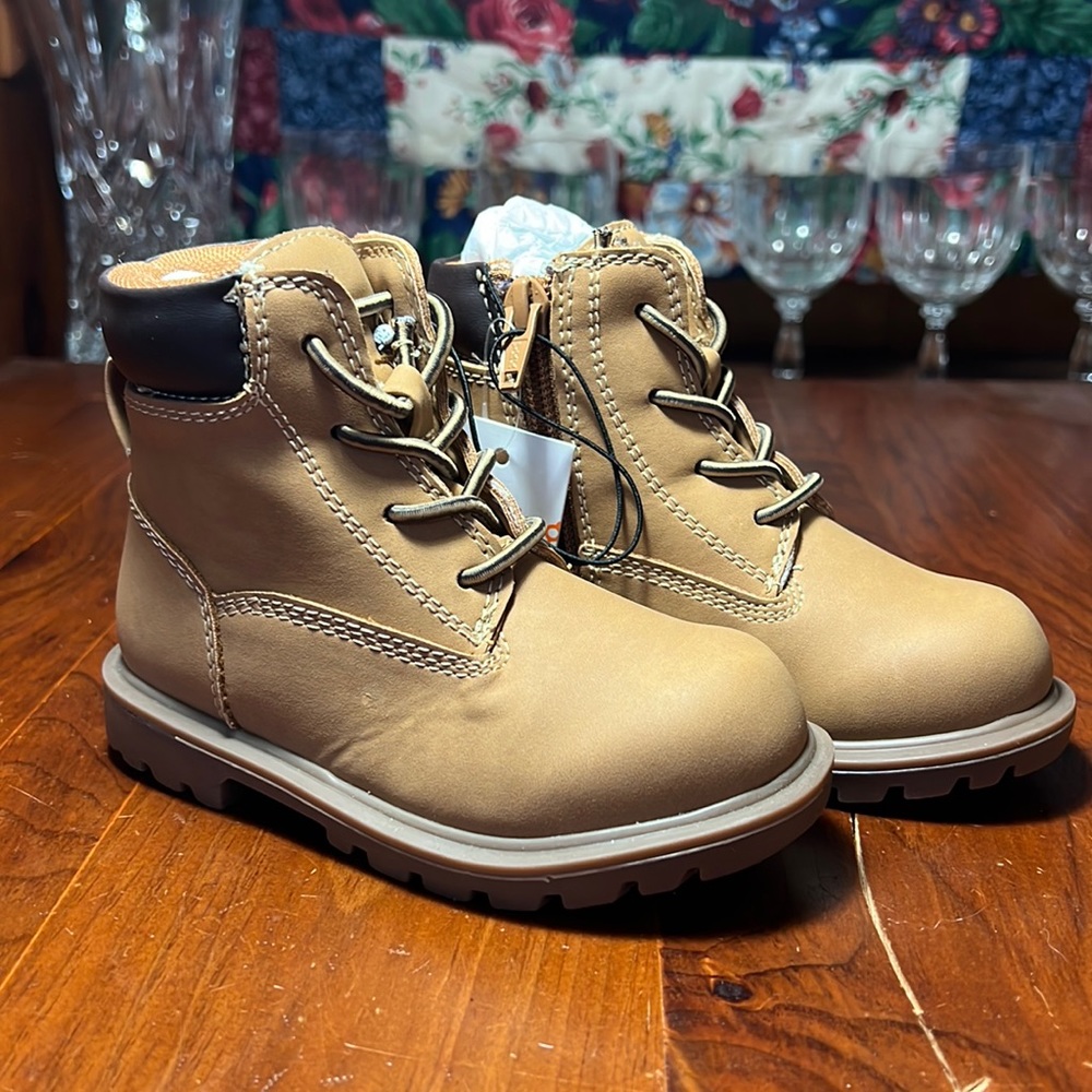 Jumping Bean 8T Brand New Toddler Donduriwheat Lace up / Side Zipper boots